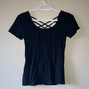 Black top with reversible criss cross pattern